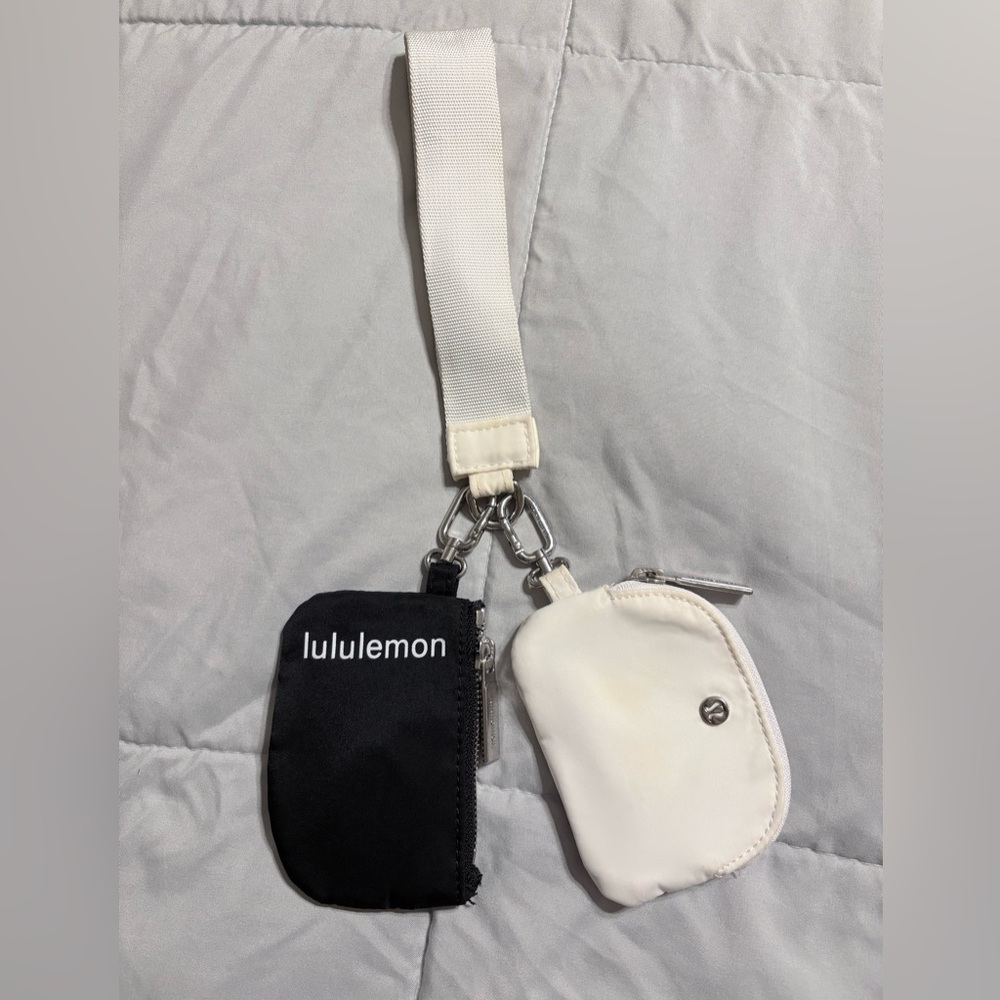 Lululemon Black and Cream Dual Pouch